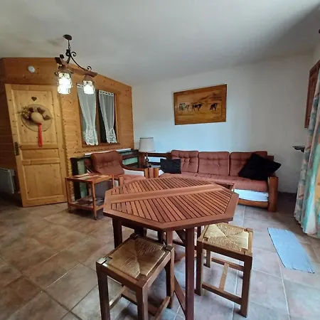 2 Pieces Avec Balcon Et Parking Au Col Du Corbier - Fr-1-573-107 * Le Biot