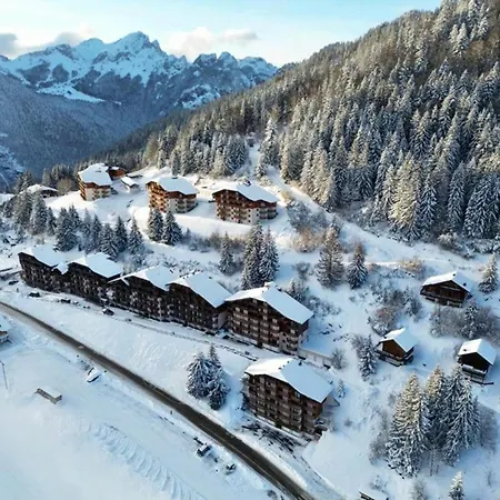 Apartment 2 Pieces Avec Balcon Et Parking Au Col Du Corbier - Fr-1-573-107 Le Biot